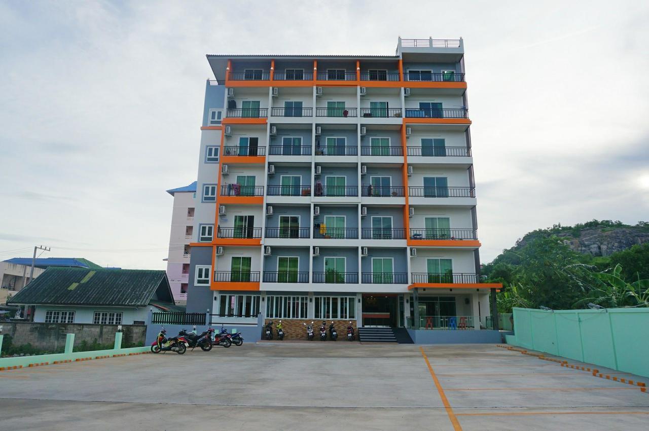 A.D. Living Hotel Hua Hin Exterior foto